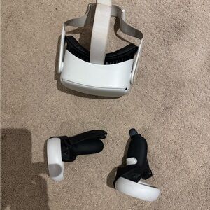 Advanced White VR Headset with Controllers